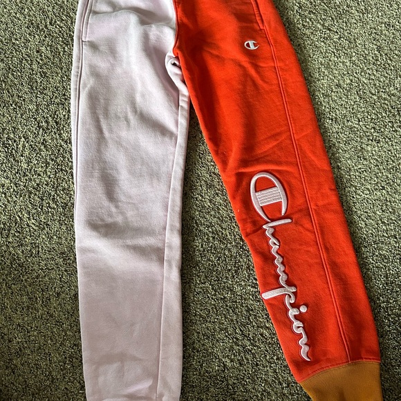 Champion sweat suit size small - Picture 2 of 2